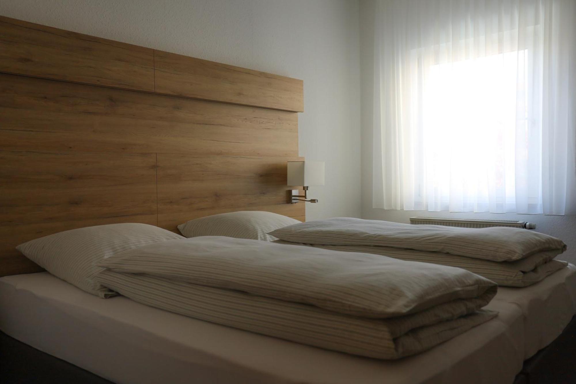 Hotel Adler Nattheim Esterno foto