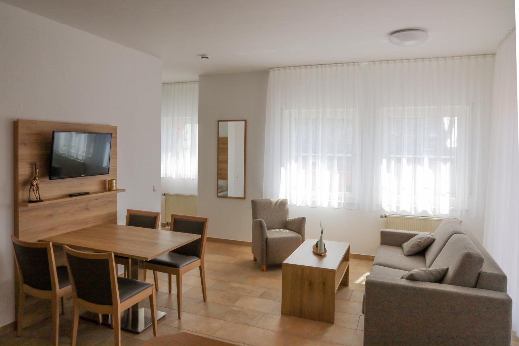 Hotel Adler Nattheim Esterno foto
