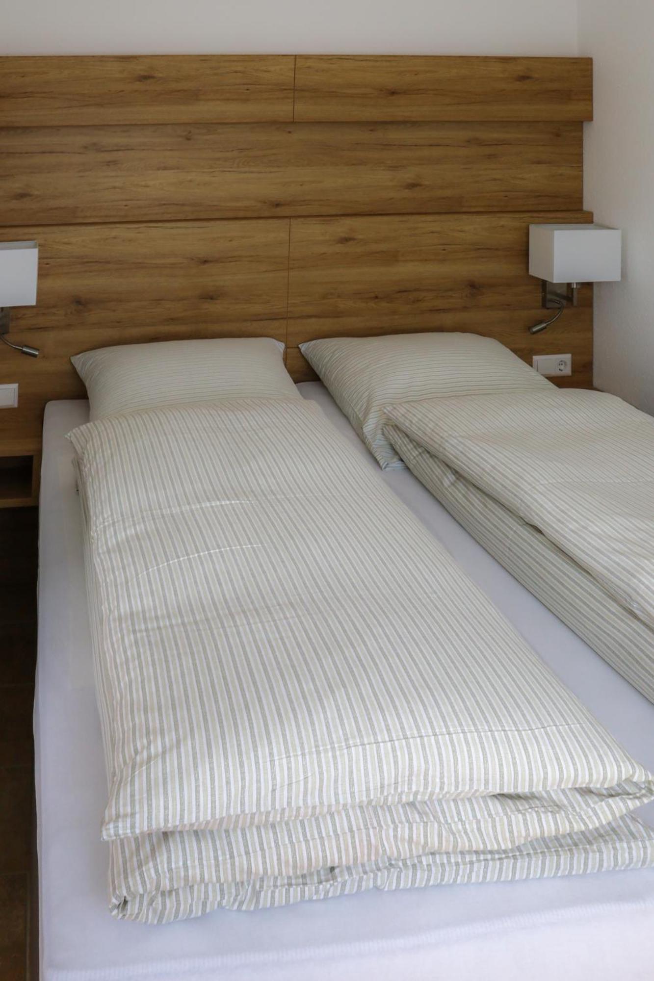Hotel Adler Nattheim Esterno foto